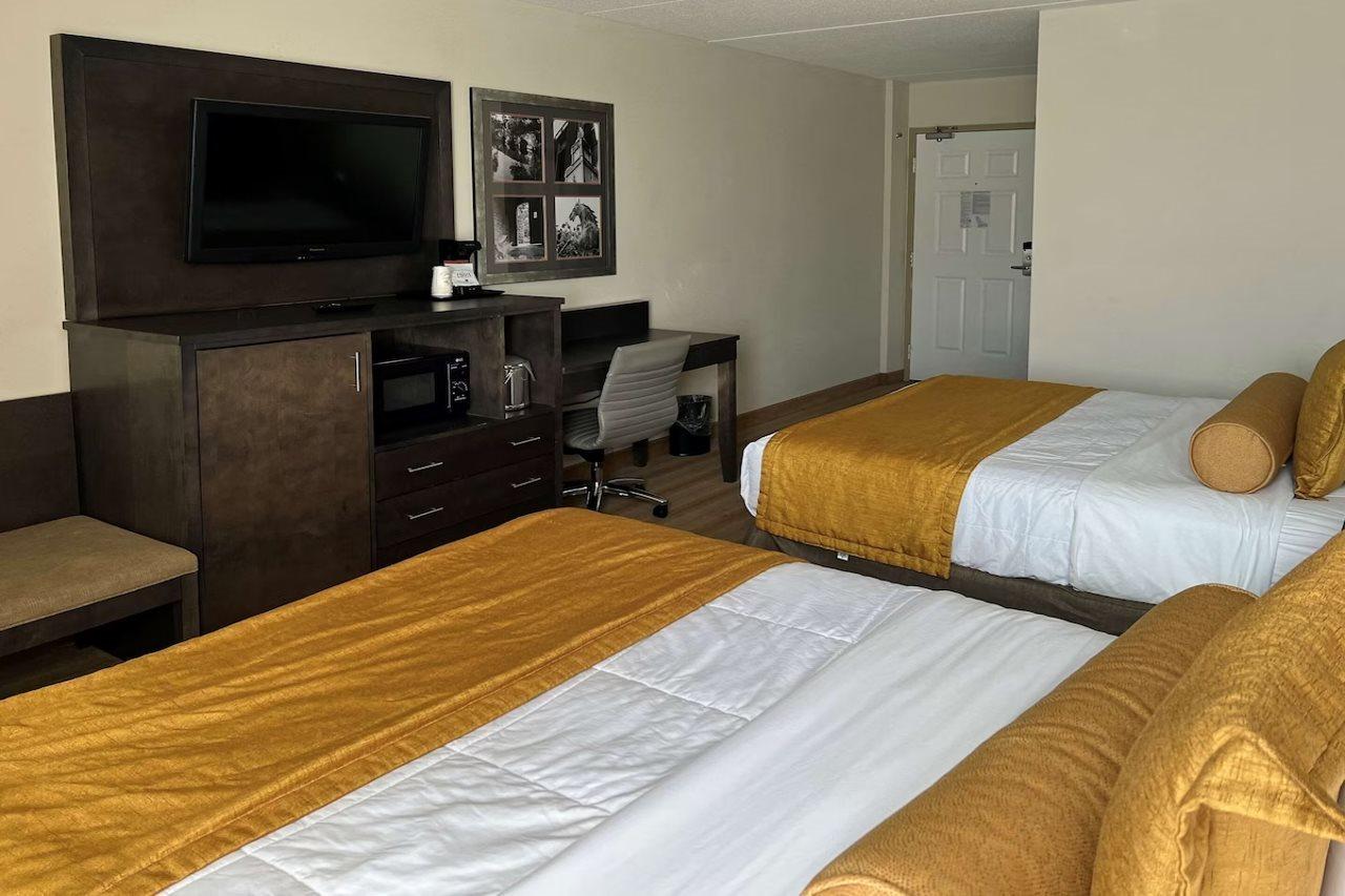 รามาดา บาย วินด์แฮม โรเชสเตอร์ เมโย คลินิก แอเรีย Hotel ภายนอก รูปภาพ